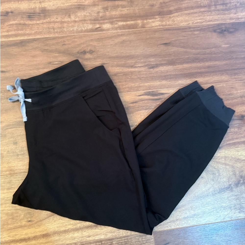 Figs Black Drawstring Jogger Pants